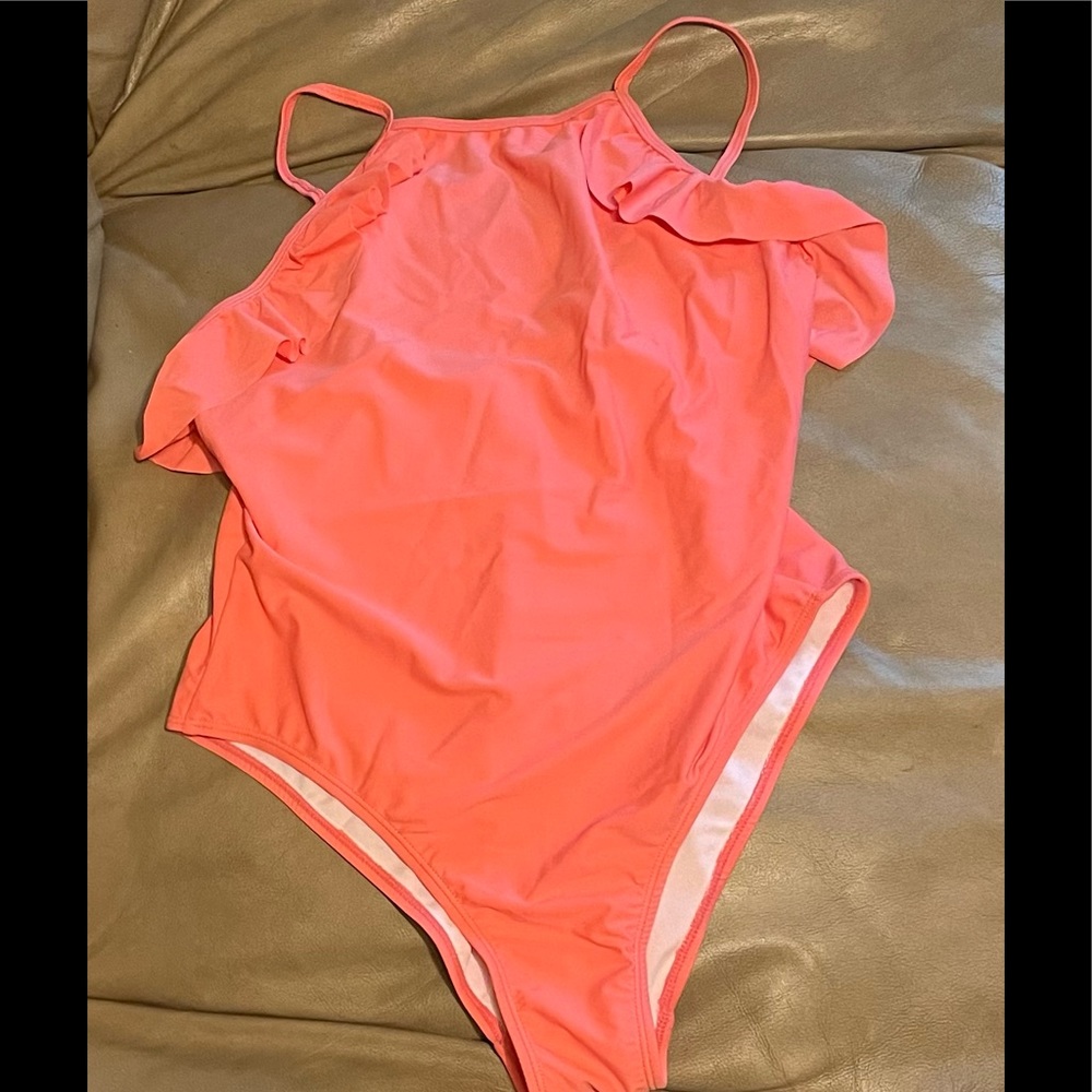 Melon Ruffle Trim Swimsuut